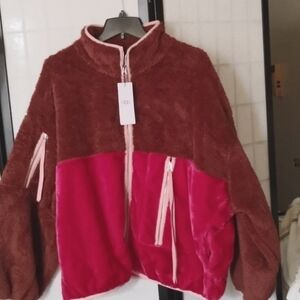 UGG -Sherpa Jacket - NEW beautiful Cherrywood/Cerise size L